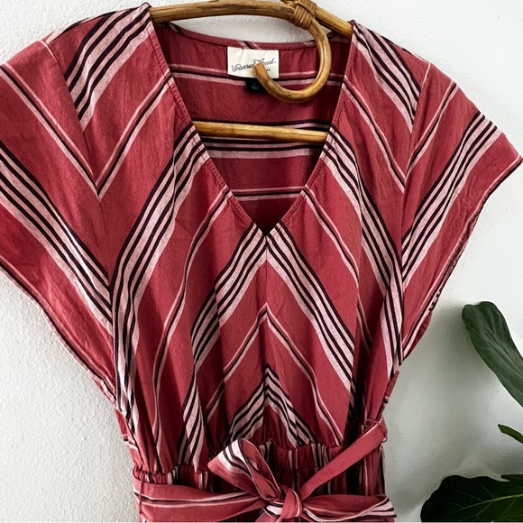 Universal Thread Sierra Rose Dress - Picture 2 of 7